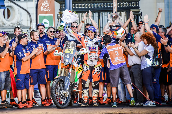 LA PILOTO FEMENINA QUE MÁS VECES HA TERMINADO EL DAKAR EN MOTO: 7